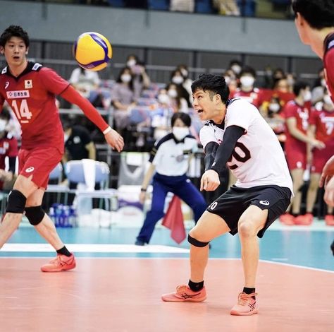 Yamamoto Volleyball, Tomohiro Yamamoto, Libero Volleyball, Japan Volleyball Team, Ryujin Nippon, Volleyball Inspiration, Volleyball Team, Ishikawa, Volleyball