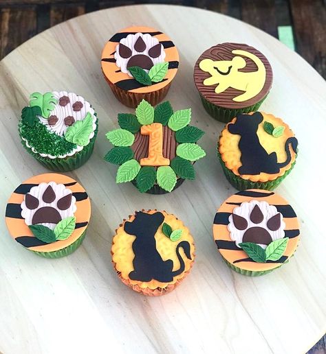 Lion King Cupcakes Ideas, Lion King Cupcakes, Bts Cake, Lion King Party, Baby Simba, Baby Party, Shower Cakes, Baby Shower Cakes, Lion King