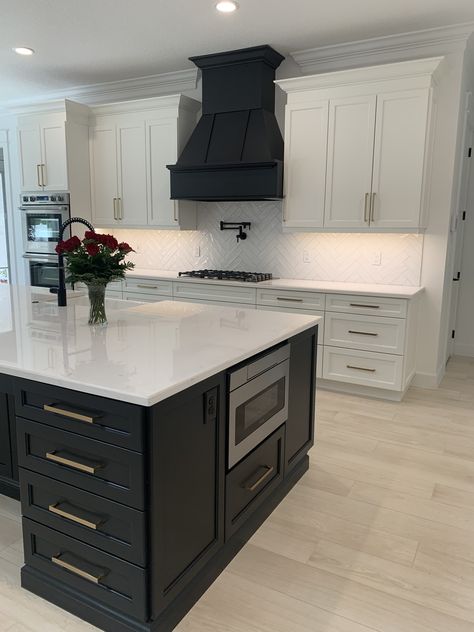 Black Hood White Cabinets, Black Vent Hood, Black Range Hood, Spec House, Kitchen Vent Hood, Kitchen Vent, Black Range, White Shaker Cabinets, Neutral Kitchen