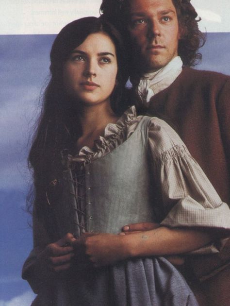 John Ridd and Lorna Doone Richard Coyle, 17 Century Dress, Cristin Milioti, Lorna Doone, Fictional Heroes, Amelia Warner, Howls Moving, Period Pieces, Portrait Couple