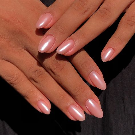 i have a confession to make 🥹 i'm no longer a chrome hater😂 @koacosmetics pretty pink rubber base 🤍 #chromenails #chrome #pinkchromenails Soft Pink Shimmer Nails, Dusty Rose Chrome Nails, Pink Shine Nails, Neutral Nails Chrome, Nude Pink Chrome Nails, Baby Pink Chrome Nails, Hailey Bieber Chrome Nails, Light Pink Chrome Nails, Hailey Bieber Chrome