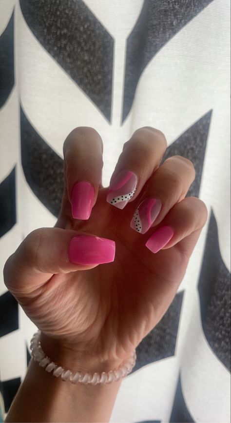 Pink Acrylic Ombre Nails, Bright Pink Design Nails, Like Pink Nails, Morgan Wallen Acrylic Nails, Cute Pink Glitter Nails, Cute Country Acrylic Nails, Hot Pink Graduation Nails, Pretty Nails For Summer Simple, Cute Nails Acrylic Summer Pink