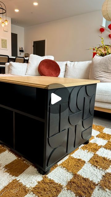 Tina Le Diy, Coffee Table Hacks, Ikea Side Table, Side Table Makeover, Flip Ideas, Hack Ikea, Old Coffee Tables, Thrift Store Decor, House Crafts