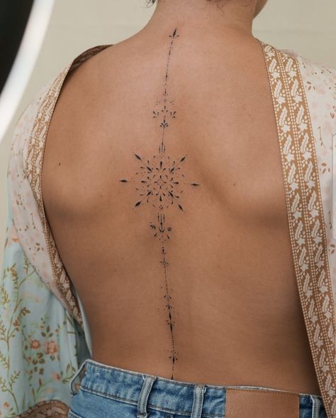 Spine Tattoos For Women Ornamental, Tattoo Near Armpit, Fine Line Tattoos For Women Back, Spine Tattoos Mandala, Ornament Spine Tattoo, Line Back Tattoo Woman, Line Work Spine Tattoo, Hippie Spine Tattoo, Minimalistic Back Tattoo