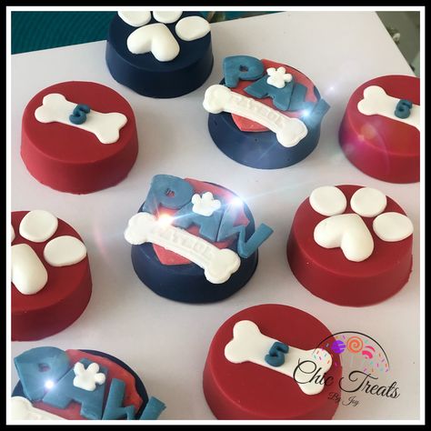 Paw Patrol Oreo Covered, Paw Patrol Cakesicles, Paw Patrol Desserts, Paw Patrol Cakepops, Paw Patrol Cake Pops, Paw Patrol Treats, Paw Cake, Paw Patrol Birthday Decorations, Paw Patrol Party Decorations