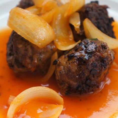 Haitian Meatballs Haitian Meatballs, Haitian Recipes, Haitian Food Recipes, Caribbean Cuisine, Clean Cooking, Island Food, Fusion Food, Caribbean Recipes, Ground Meat