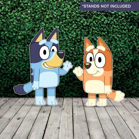 Bluey and Bingo Cutouts / Bluey Bingo Yard Decoration / Bluey - Etsy 1 Year Birthday Party Ideas, Wood Yard Art, Bluey And Bingo, Outdoors Birthday Party, Bluey Bingo, Bluey Birthday, Student Christmas Gifts, Randy Cunningham, Corrugated Board