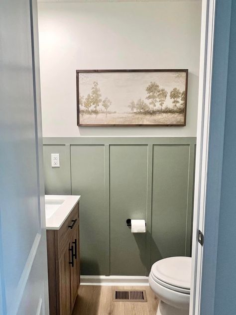 Bathroom Remodel Green Walls, Bathroom Half Panel Wall, Waterproof Wainscoting Bathroom, Bathroom Vertical Paneling, Half Bath Paneling, Bead Board Half Bath, Types Of Wainscoting Bathroom, Super Small Half Bath, Half Walls In Bathrooms