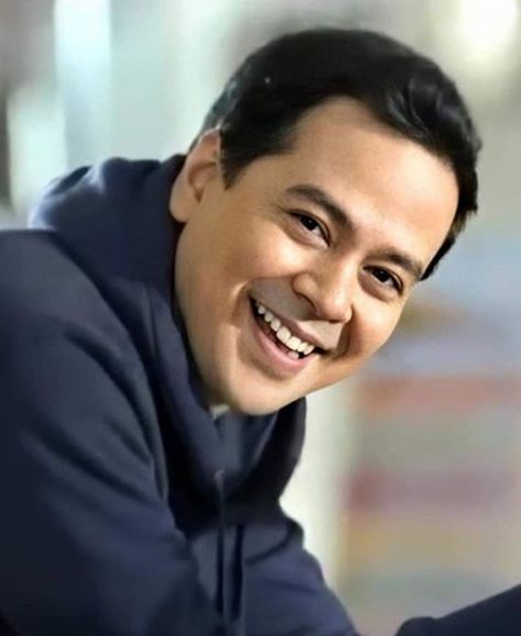 John Lloyd Cruz, Bea Alonzo, Angel Locsin, Liza Soberano, Actor John, Cebu City, Star Magic, Tv Host, Co Parenting