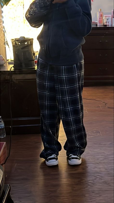 Pjs Outfits Aesthetic Men, Male Pjs Aesthetic, Pjs Pants Outfit, How To Style Pajama Pants, Pj Fits For School, Plaid Pajama Pants Outfits, Pajama Pants Outfit For School, Dr Pajamas, Pjs Outfits For School