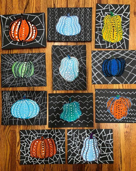 Pumpkin Art First Grade, October Elementary Art Projects, Contrasts In Art, Yayoi Kusama Inspired Art, Yayoi Kusama Art Project, October Art Lessons Elementary, Year 6 Art Projects, Halloween Art Ks2, Yayoi Kusama Pumpkins