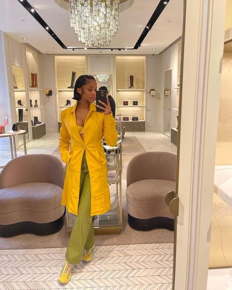 Prada Sneakers Outfit, Prada Shoes Outfit, Ig Baddie, Girls Trench Coat, Dec 1st, Prada Sneakers, Trench Coat Outfit, Yellow Outfit, Leather Trench Coat