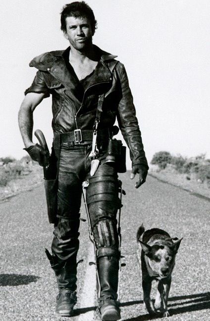 Mad Max. Imagen de Mad Max 2: El guerrero de la carretera. Mad Max 2, Film Cult, George Miller, The Road Warriors, Kare Kare, Post Apocalyptic Fashion, Apocalyptic Fashion, Mel Gibson, Post Apocalypse