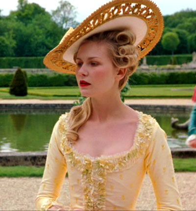 Late Rococo/ Neoclassical, movie Marie Antoinette Marie Antoinette Movie, Marie Antoinette 2006, Rococo Fashion, Century Dress, 18th Century Fashion, Period Outfit, Costume Drama, Sofia Coppola, Retro Mode