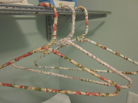 Fabric Wrapped Clothes Hangers, Fabric Wrapped Hangers, Hanger Ideas, Sew Easy, Clothes Hangers, Adult Crafts, Morning Friends, Good Morning Friends, Button Crafts