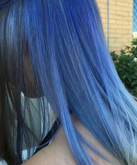 Bright Blue Hair Aesthetic, Simple Hair Color, Jinx Hair, Bright Blue Hair, Ghoulia Yelps, Aveda Color, Useful Ideas, Catty Noir, Simple Hair