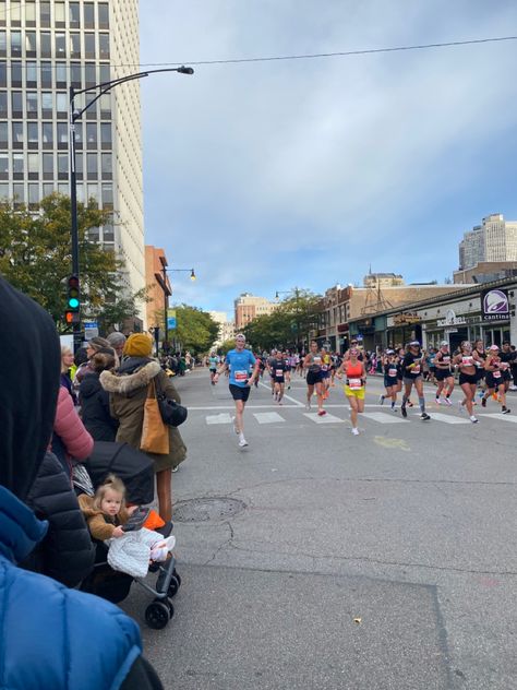 Chicago marahton, running Chicago Marathon Aesthetic, Marathon Aesthetic, Chicago Marathon, 2024 Vision, Half Marathon, Chicago, Running