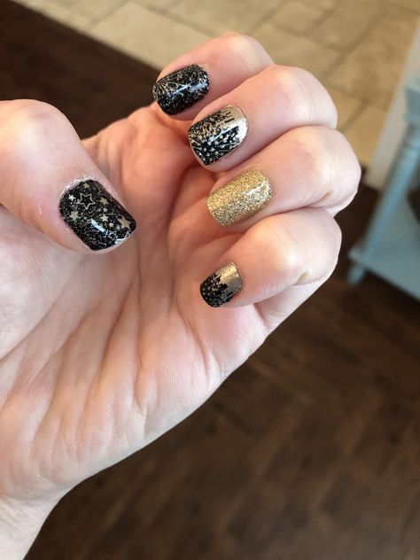 Color Street New Years Nails Combos, Color Street New Years Nails, New Years Nails, Street Nails, New Year's Nails, New Year Wishes, Color Street Nails, Color Street, Class Ring