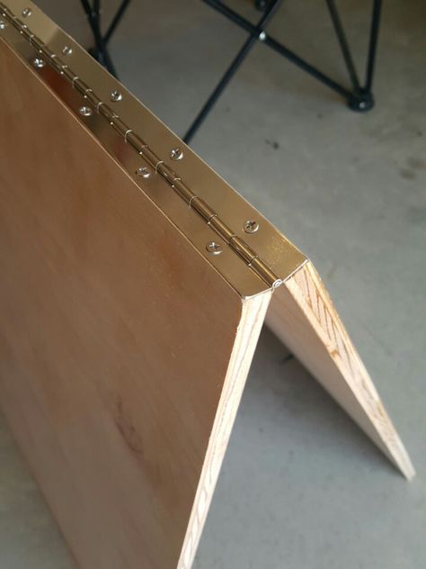 Plywood attached together with piano hinge. Hinged Table, Alternative Furniture, Camping Gear Diy, Wooden Hinges, Dining Area Decor, Sleeping In Your Car, Wood Folding Table, Camper Car, Gear Room