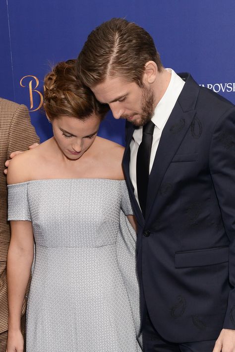 Emma Watson and Dan Stevens Dan Stevens Emma Watson, Beauty And The Beast 2017, Beauty And The Beast Movie, The Beauty And The Beast, Dan Stevens, Childhood Movies, Tale As Old As Time, Walt Disney Studios, Disney Beauty And The Beast