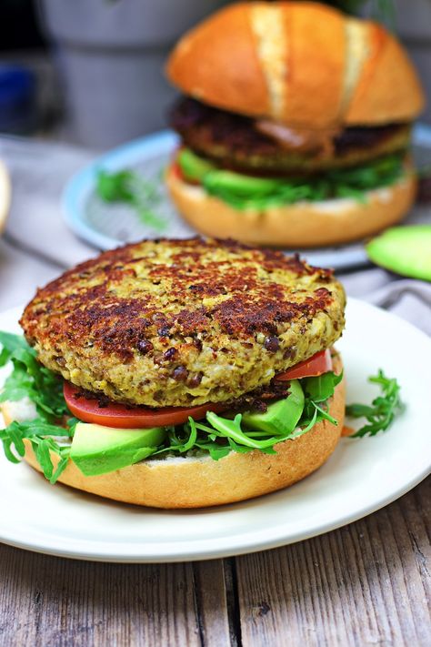 Veggie Burger Cauliflower Burger, Real Burger, Best Veggie Burger, Lentil Burgers, Low Calorie Dressing, Veggie Burger, Sweet Potato Fries, Whole Foods, Vegan Dinners