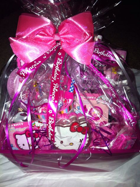 Hello Kitty Birthday Gifts, Hello Kitty Gift Baskets, Hello Kitty Gifts Diy, Sydney Christmas, Hello Kitty Furniture, Pink Gift Basket, Hello Kitty Gifts, Valentine Baskets, Valentine's Day Gift Baskets