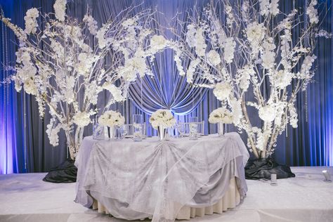 Winter Wonderland Wedding Reception, Bride And Groom Table, Sweetheart Table Decor, Reception Bride, Wedding Stage Decor, Sweetheart Table Wedding, Stage Decor, Navy Wedding Invitations, Wedding Gifts For Groomsmen