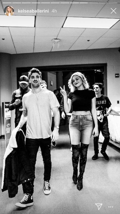 Kelsey Ballerini, Andrew Taggart, The Chainsmokers, Maren Morris, Kelsea Ballerini, Chainsmokers, Crop Top Outfits, Country Singers, Female Singers