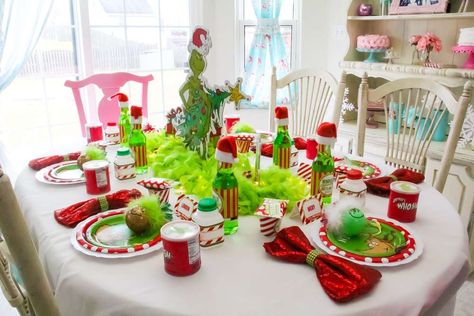 Grinch Kiddie Table | CatchMyParty.com Whoville Table Decorations, Grinch Breakfast, Lego Friends Birthday Party, Grinch Whoville, Grinch Baby, Lego Friends Birthday, Christmas Knits, Frog Birthday Party, Candy Theme Birthday Party