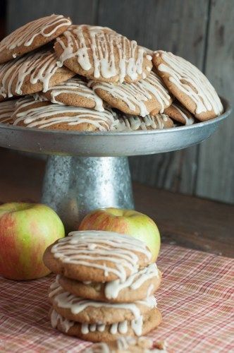 Apple Cookie Recipes, Cider Cookies, Apple Cider Cookies, Apple Cookies Recipes, Cake Mix Muffins, Apple Cookie, Fudge Dessert, Yummy Cheesecake, Apple Cider Recipe