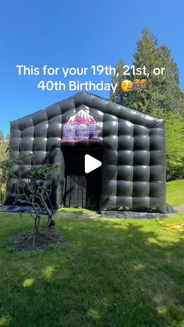 Pop N’ Party Vancouver Inflatable Party House on Instagram: "Surprise your friends with the party of the year with an inflatable nightclub 🥳🎊 #birthday #inflatablenightclub #popnpartyyvr #birthdayideas" Double Birthday Party Ideas Adults, Birthday Party In Small House, Inflatable Club Party, Inflatable Nightclub Party, Birthday Ideas With Family, Private Party Ideas, Hall Party Ideas, Teen Boys Birthday Party Ideas, Nightclub Party Ideas