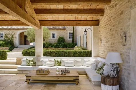 Villas In Italy, Sardinia Italy, Patio Interior, Stunning Interiors, Stone House, House Entrance, Pretty House, Sardinia, Country Chic