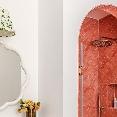 Mosaic Factory on Instagram: "Tile envy alert! We can't stop swooning over this stunning coral pink bathroom by @samanthatodhunterdesign. The herringbone zellige and extra large terrazzo tiles are a match made in heaven. This design was created for one of her bright and bold mini clients. Who else is in love? Featured #mosaicfactorytiles are: #zellige colour 1105 in size 15x5 cm #bigterrazzo in colour PINK + G55 Photo by @jonathanbondphotography #bathroomdesign #pinktiles #tilelove #maximalis Coral Pink Bathroom, Coral Bathroom, Sea House, Terrazzo Tiles, Pink Tiles, Pink Bathroom, Salmon Color, Made In Heaven, Bathroom Colors