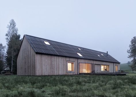 Haus am Moor by Bernardo Bader Architects is a rural cabin in Austria clad with local spruce, fir and elm on interior and exterior walls. Bernardo Bader, Barn Renovation, Modern Rustic Homes, Wood Architecture, Timber Construction, Energy Efficient Homes, Modern Barn, Barn Style, House And Home Magazine