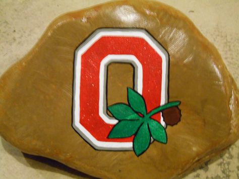 A fun glittery Block O for a co-worker! Lovin the glitter paint! Ohio State Rock Painting Ideas, Osu Buckeyes, Rock Painting Ideas, Cool Rocks, Paint Rock, Glitter Paint, Rock Painting Designs, Craft Club, Painting Designs