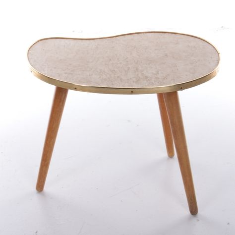 Listed on VNTG.com: Vintage small Model kidney plant table or side table, 1960s | #vntg #vintage Plant Table, Timeless Art, Table Desk, Table Design, Vintage Design, Vintage Designs, 1960s, Side Table, Coffee Table