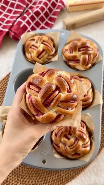 Brioche Dough, Homemade Brioche, Jumbo Muffins, Freeze Dried Raspberries, Dried Berries, Dried Raspberries, Dough Ingredients, Raspberry Filling, Brioche Buns