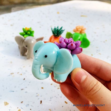 Cute Clay Elephant, Polymer Clay Elephant, Clay Elephant, Clay Activity, Air Dry Clay Projects, Sculpey Clay, Clay Inspiration, Polymer Clay Animals, Pasta Francesa