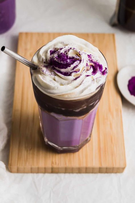 Ube Coffee, Ube Latte, Ube Ice Cream, Coffee And Milk, Iced Coffee Recipe, Purple Yam, Ice Milk, Coffee Recipe, Ice Coffee Recipe