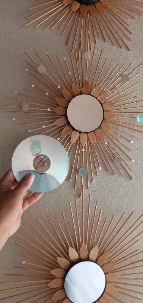 Diy Mirror Decor, Old Cd Crafts, Bedroom Curtain Ideas, Boho Crafts Diy, Bedroom Curtain, Cd Crafts, Jute Crafts, Diy Wall Art Decor, Craft Room Decor