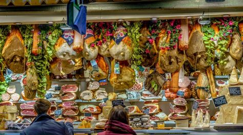 The 10 Best Markets In Florence Italy Florence Italy Aesthetic, Florence In A Day, Fresh Food Market, Florence Food, Aeolian Islands, Italy Tours, Night Market, Florence Italy, Food Market