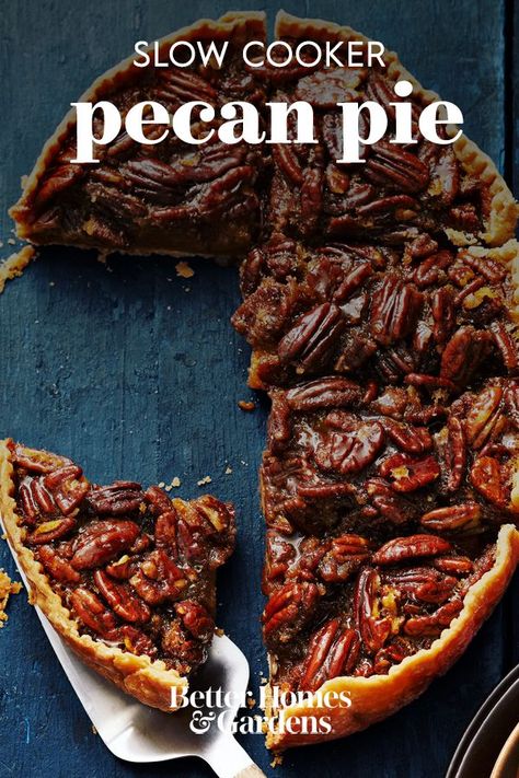 Slow Cooker Pecan Pie, Crock Pot Pecan Pie, Crockpot Pecan Pie, Crockpot Dessert, Hosting Thanksgiving Dinner, Crockpot Dessert Recipes, Crock Pot Desserts, Homemade Pastries, Thanksgiving Pies