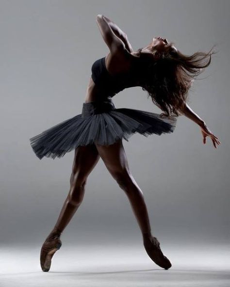 The Wonderful World of Dance Stunning Ashley Murphy © Rachel Neville Ashley Murphy, Ballerina Poses, Black Dancers, Dancing Ballet, Ballet Pictures, Dance Photography Poses, Ballet Poses, Misty Copeland, Ballet Art