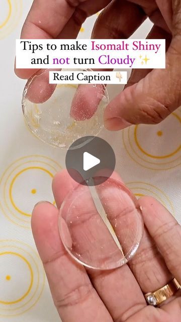 How To Make Candy Glass Shards, Isomalt Bubbles, Isomalt Decorations Tutorials, Isomalt Decorations, Isomalt Lollipops, Isomalt Cake, Gourmet Candy Apples, Jelly Sweets, Sugar Glass