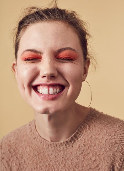 Lindsey Wixson, 얼굴 드로잉, Classic Makeup, Face Drawing Reference, Alfred Stieglitz, Best Teeth Whitening, Face Aesthetic, Face Reference, Face Expressions