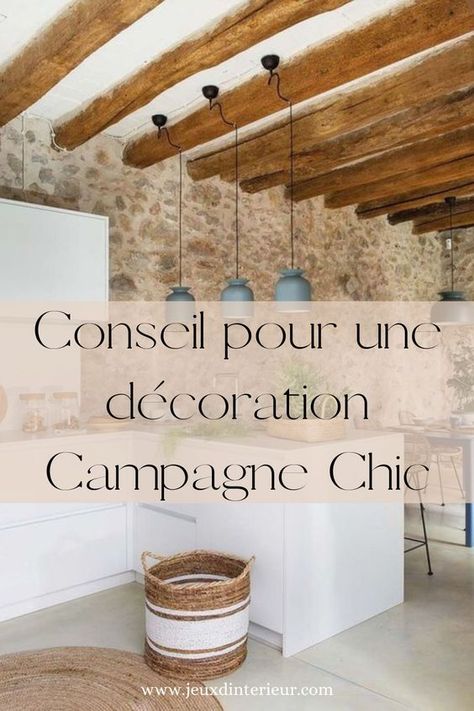 Voici un article pour t'accompagner à décorer ta maison au style campagne chic, et ma sélection déco pour t'aider à faire de bon choix! Decoration Campagne Chic, Salons Cottage, Tiny Half Bath, Bathroom Big, Deco Chic, Aesthetic Bathroom, Vintage Bath, Style Cottage, Style Deco