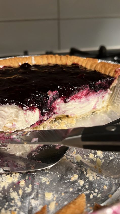 Deliciously Bold Blueberry Cream Pie, Blueberry Cream Pie Recipe, Almond Pie Recipe, Unusual Desserts, Blueberry Cream Pie, Raspberry Cream Pies, Unusual Dessert, Blueberry Cream Pies, Ranch Recipes