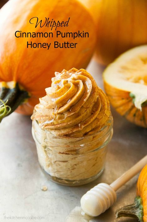 Whipped Cinnamon Pumpkin Honey Butter - The Kitchen McCabe Whipped Pumpkin, Whipped Honey, Cinnamon Pumpkin, Pumpkin Eater, Flavored Butter, How To Make Pumpkin, Compound Butter, Pumpkin Butter, Dressing Recipes