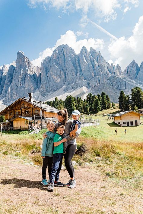 Dolomites Packing List, Dolomites Road Trip, Dolomites With Kids, Dolomites Photography, Hiking Dolomites, Dolomites Elopement, Go Vacation, Italian Dolomites, Grad Trip