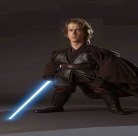 Original Star Wars Characters, Starwars Anakin Skywalker, Hayden Christensen Funny Pictures, Anakin Skywalker Funny, Bananakin Skywalker, Hayden Christensen Funny, Starwars Icons, Anakin Skywalker Icon, Starwars Funny